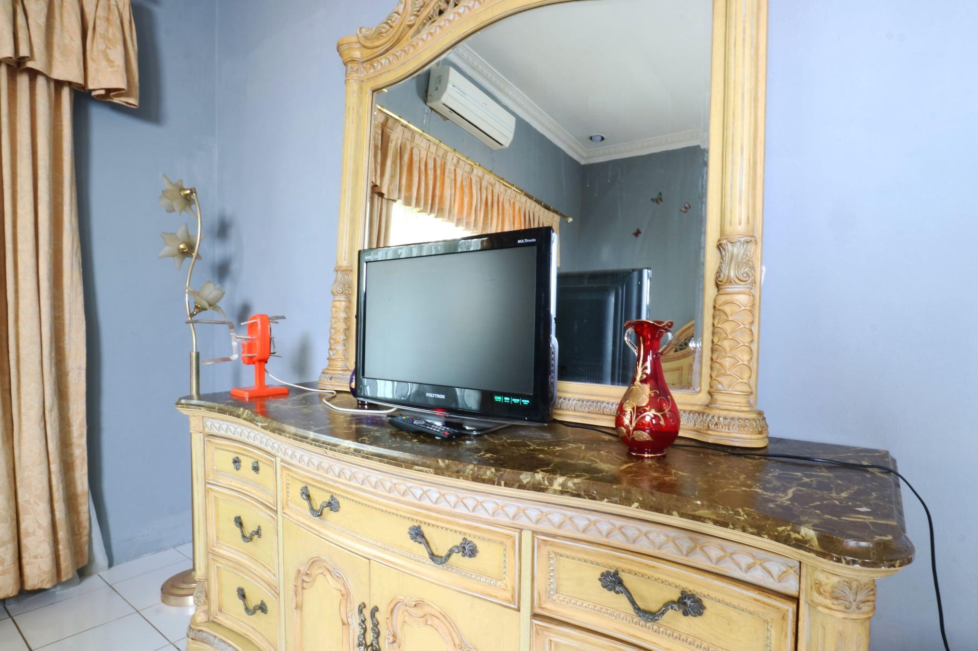 Villa Sri Manganti Джакарта Екстериор снимка