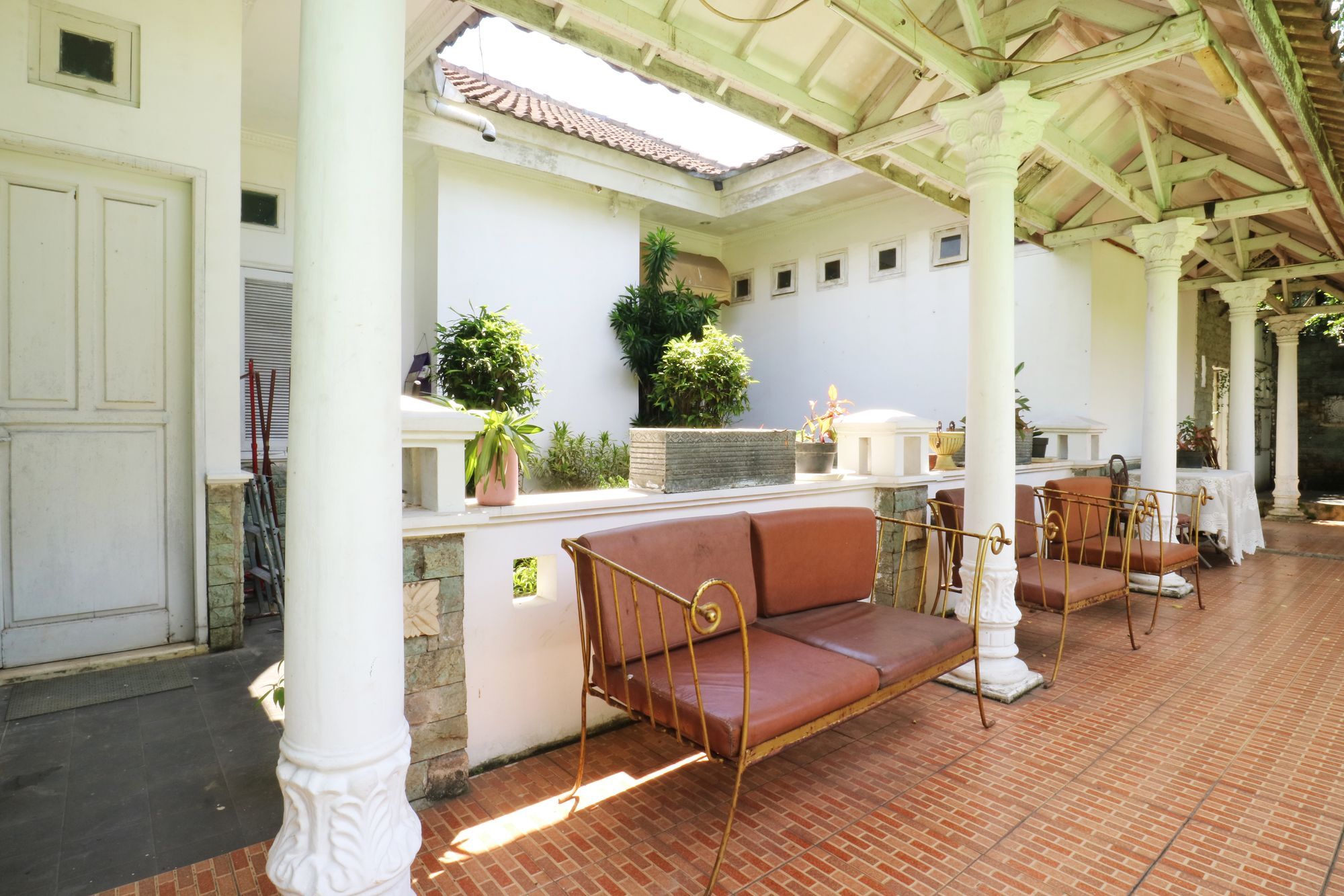 Villa Sri Manganti Джакарта Екстериор снимка